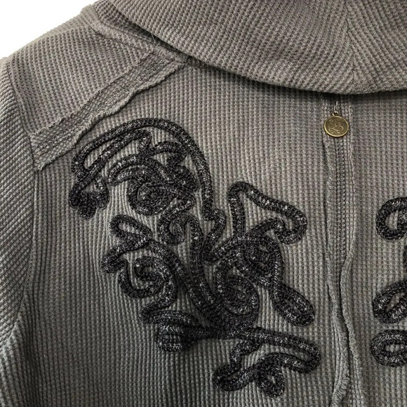 Soft Surroundings Gray Cowl Neck Waffle Knit Embroidered Grunge Y2K Thermal Sz S - Picture 9 of 11